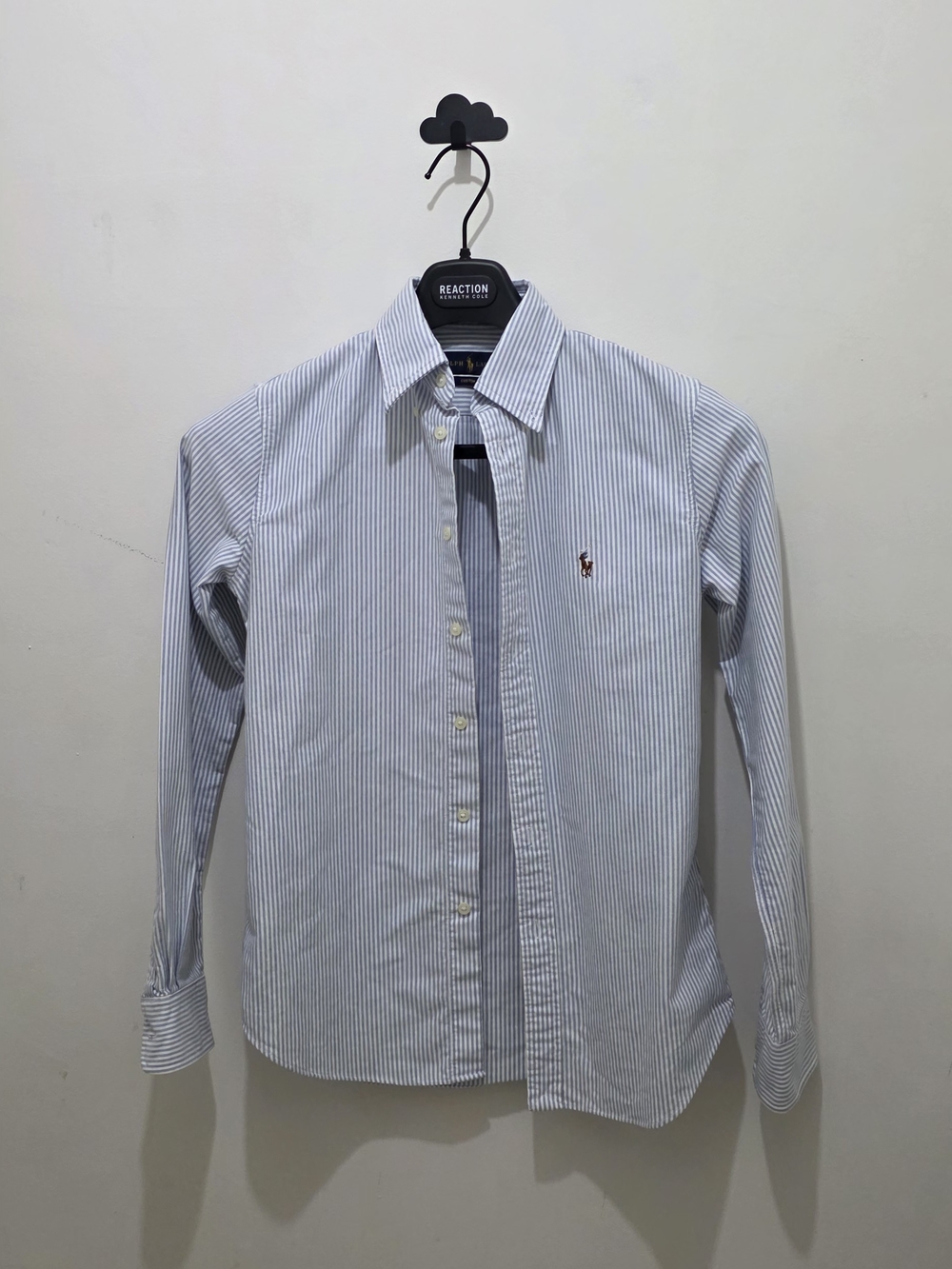 ✨ Ralph Lauren Custom Fit Striped Button Down Shirt - Blue & White - S/P ✨